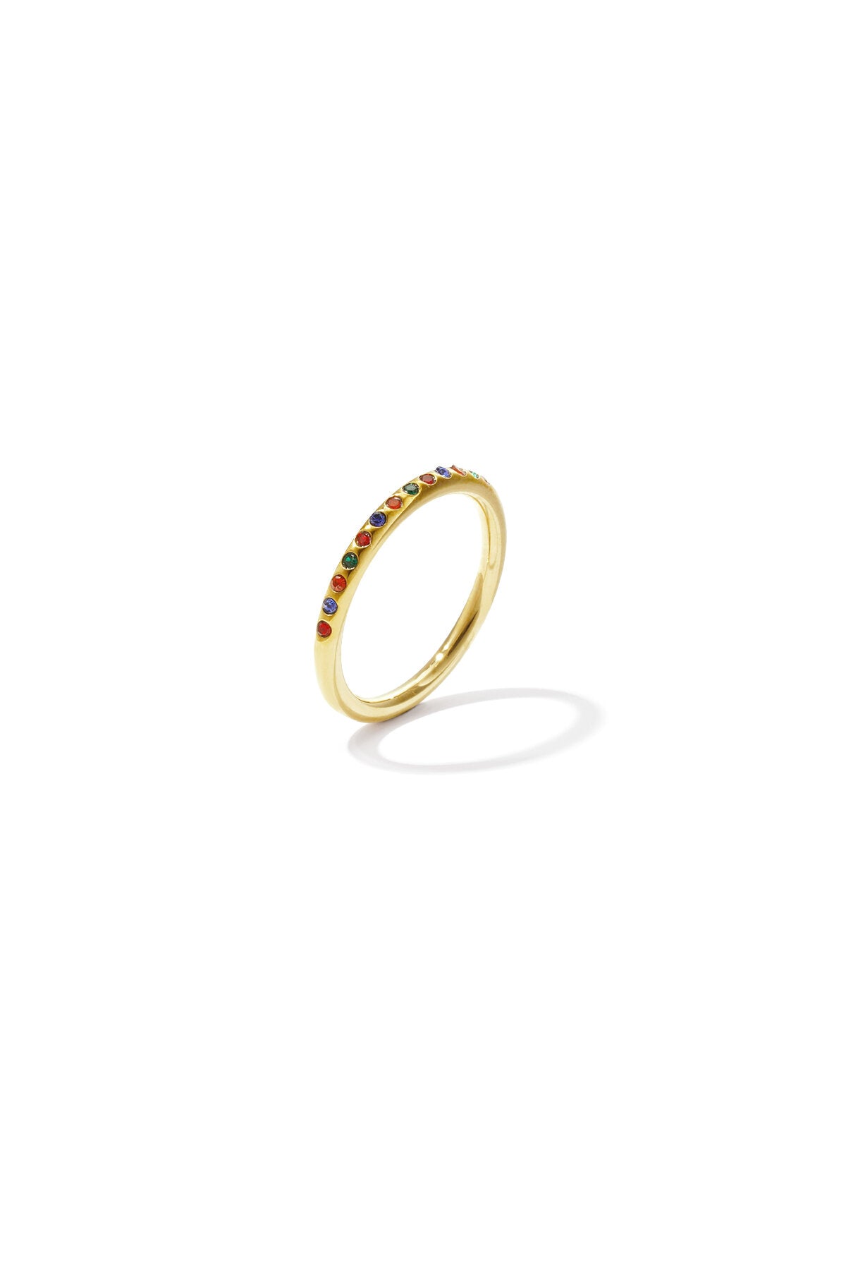 Minimalistischer Ring mit Steinen