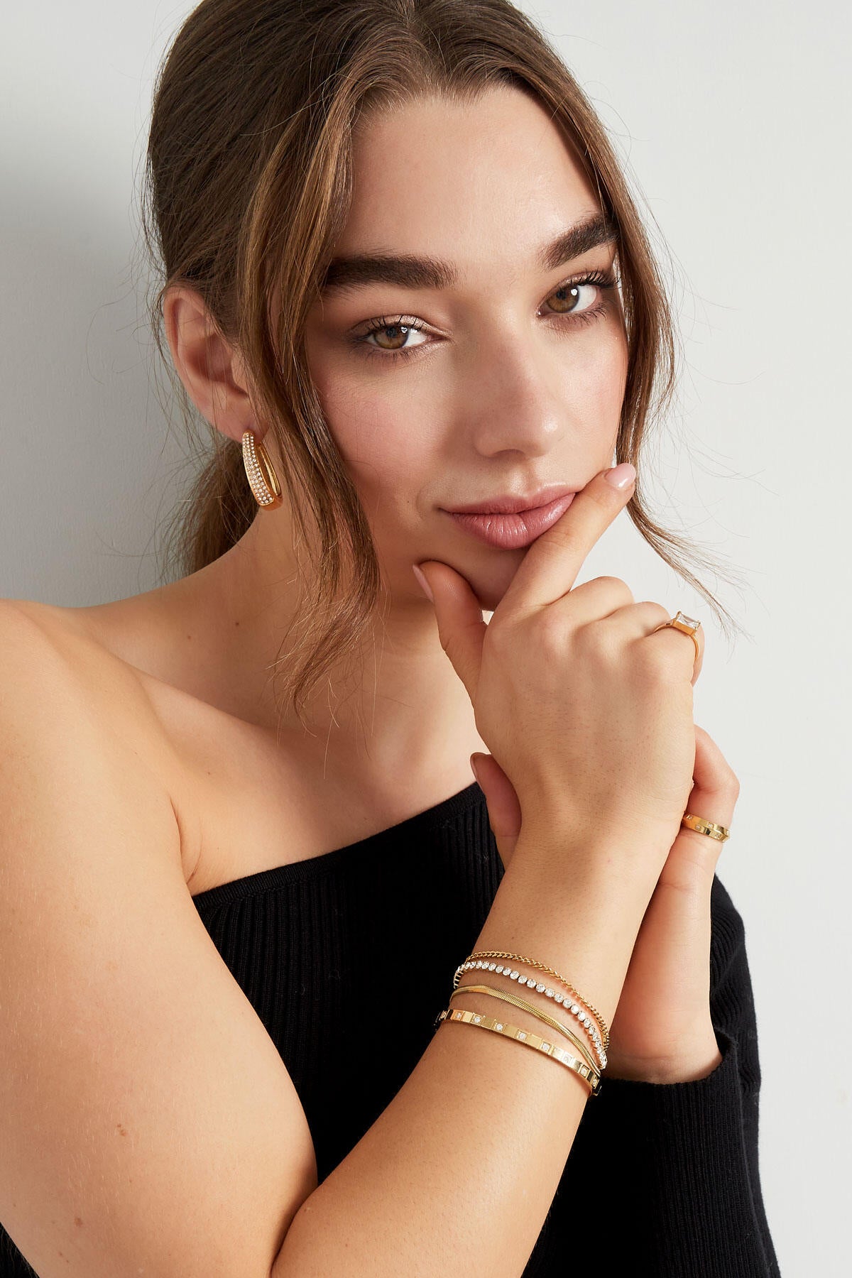 Armband mit doppelter Steinschicht 