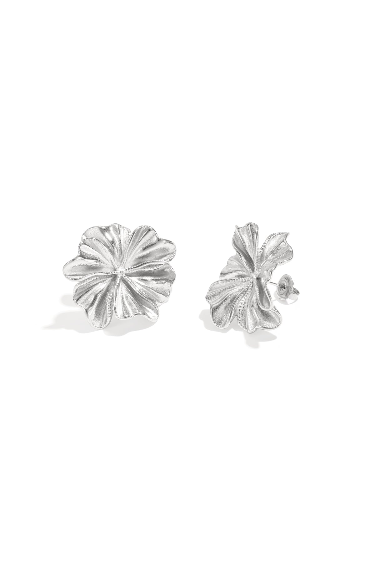 Malve Ohrstecker – Blüte – LOVAMORE